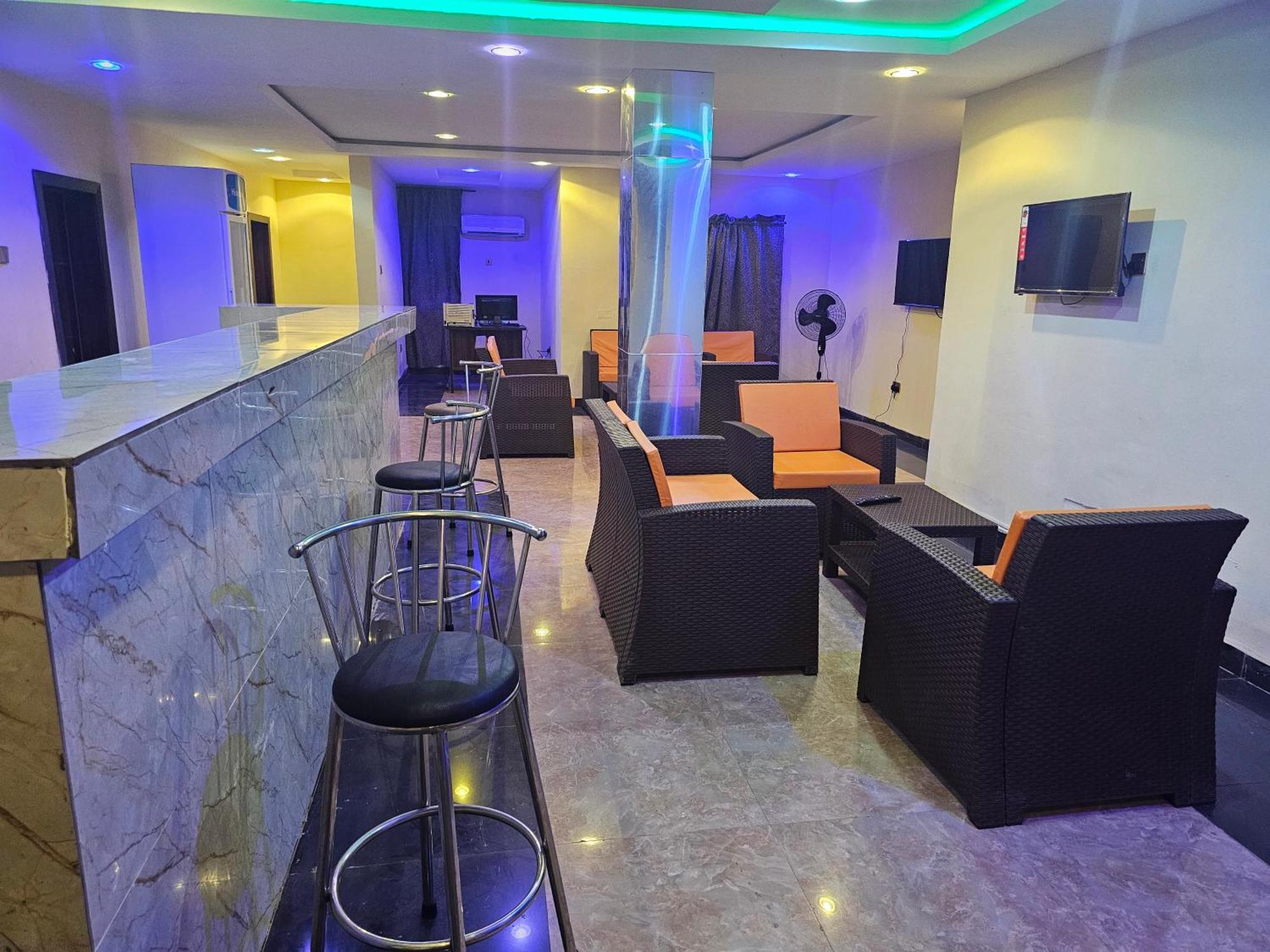 Bmh Hotel & Suites 이바단 외부 사진